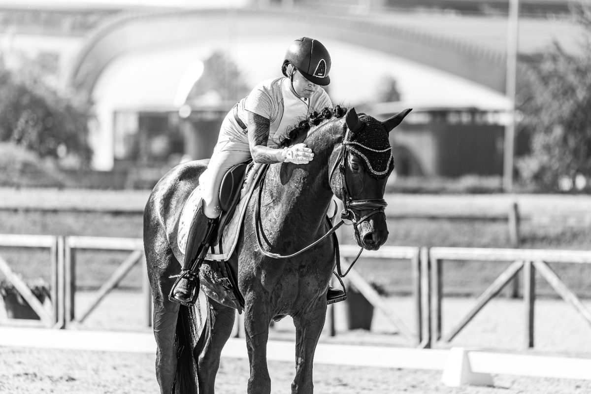 Daria Ponomareva with a dressage horse